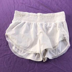 Lululemon white running shorts size tiny EUC